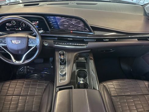 Used 2021 Cadillac Escalade Sport Platinum AWD/4WD image 14