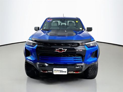 Used 2024 Chevrolet Colorado ZR2 w/ Safety Package image 4