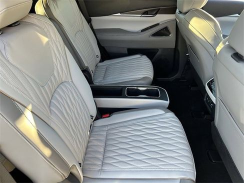 New 2026 INFINITI QX60 Autograph image 13