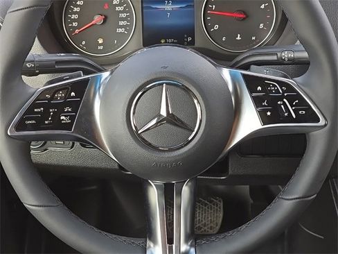 Used 2025 Mercedes-Benz Sprinter 2500 image 24
