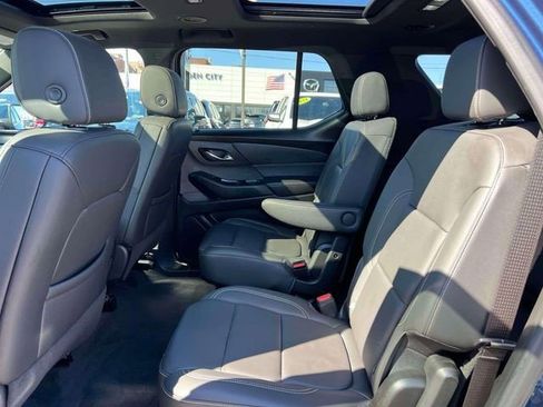 Certified 2023 Chevrolet Traverse LT w/ LT Premium Package AWD/4WD image 21