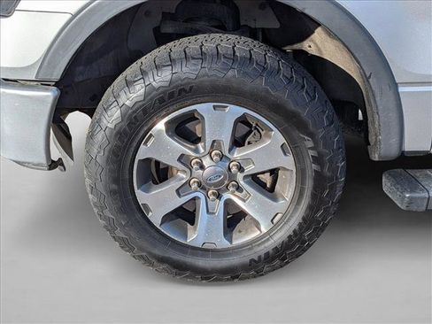 Used 2014 Ford F150 FX4 w/ Equipment Group 402A Luxury image 9