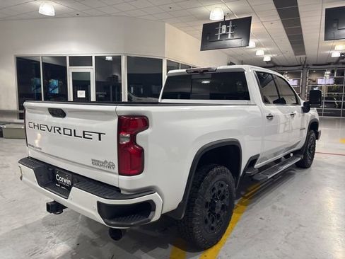 Used 2021 Chevrolet Silverado 3500 High Country AWD/4WD image 8