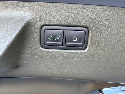 Used 2024 Hyundai Santa Fe Calligraphy image 9