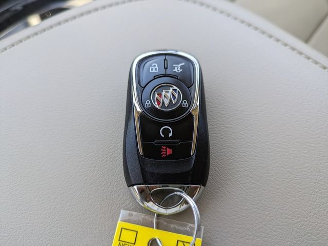 Used 2020 Buick Enclave Essence w/ Sound and Sites Package FWD image 33