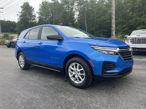 Certified 2024 Chevrolet Equinox LS w/ LS Convenience Package AWD/4WD image 12