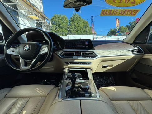 Used 2019 BMW X7 xDrive50i w/ Premium Package AWD/4WD image 30
