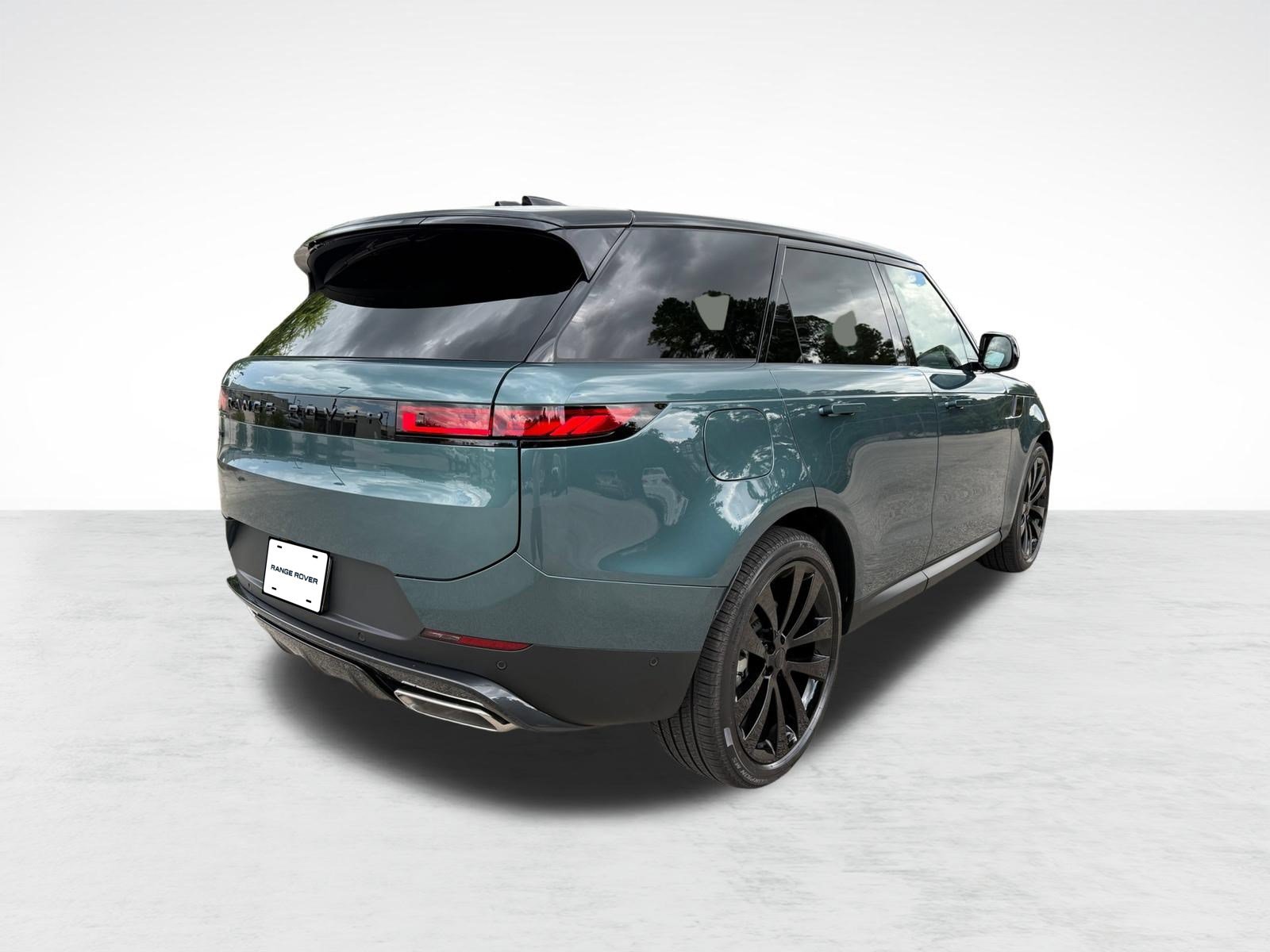New 2026 Land Rover Range Rover Sport SE AWD/4WD image 9
