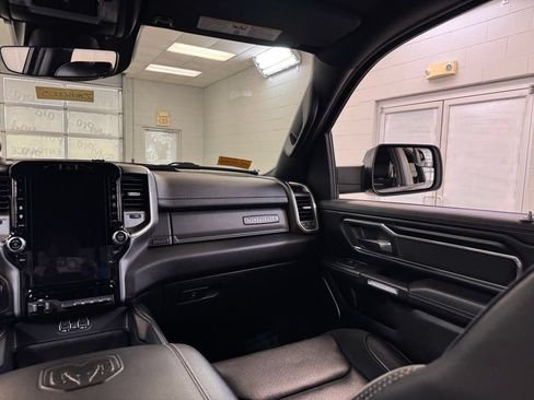 Used 2023 RAM 1500 Laramie AWD/4WD image 27
