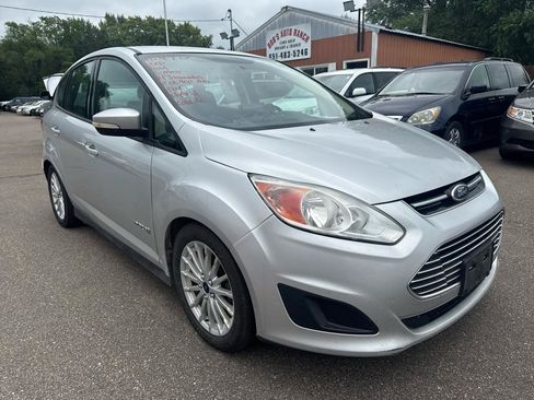 Used 2016 Ford C-MAX SE w/ Equipment Group 201A FWD image 3