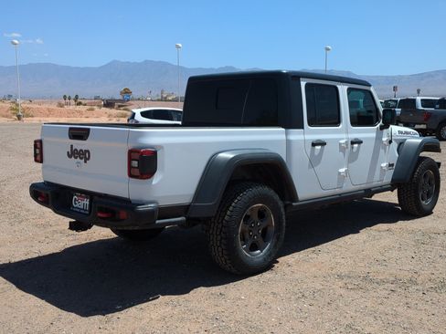Used 2020 Jeep Gladiator Rubicon AWD/4WD image 3