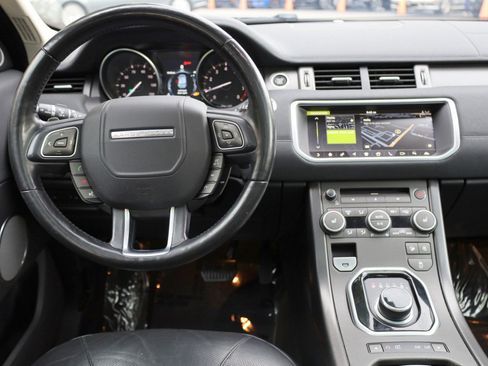 Used 2018 Land Rover Range Rover Evoque HSE AWD/4WD image 11