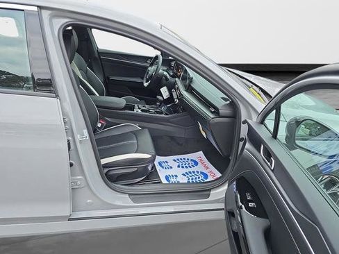 New 2026 Kia K5 GT-Line image 18