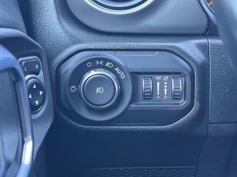 Used 2021 Jeep Wrangler Unlimited Sport AWD/4WD image 32
