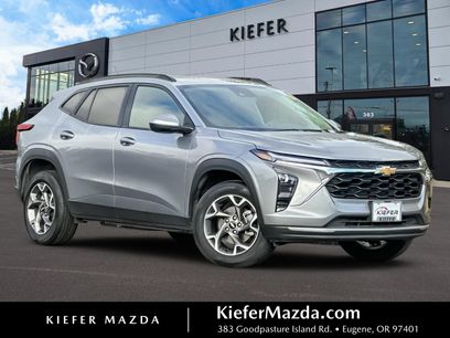 Used 2025 Chevrolet Trax LT