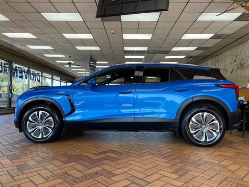 Used 2024 Chevrolet Blazer EV LT AWD/4WD image 5