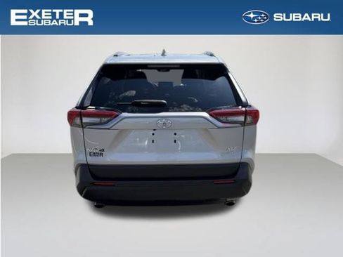 Used 2021 Toyota RAV4 XLE w/ Convenience Package AWD/4WD image 5