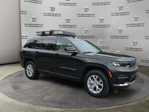 Used 2023 Jeep Grand Cherokee L Limited w/ Luxury Tech Group II AWD/4WD image 7