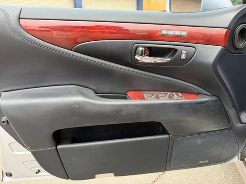 Used 2008 Lexus LS 460 L RWD image 9