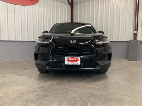 Used 2023 Honda HR-V Sport image 10