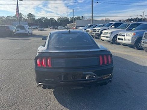 Used 2020 Ford Mustang GT w/ Equipment Group 301A image 4