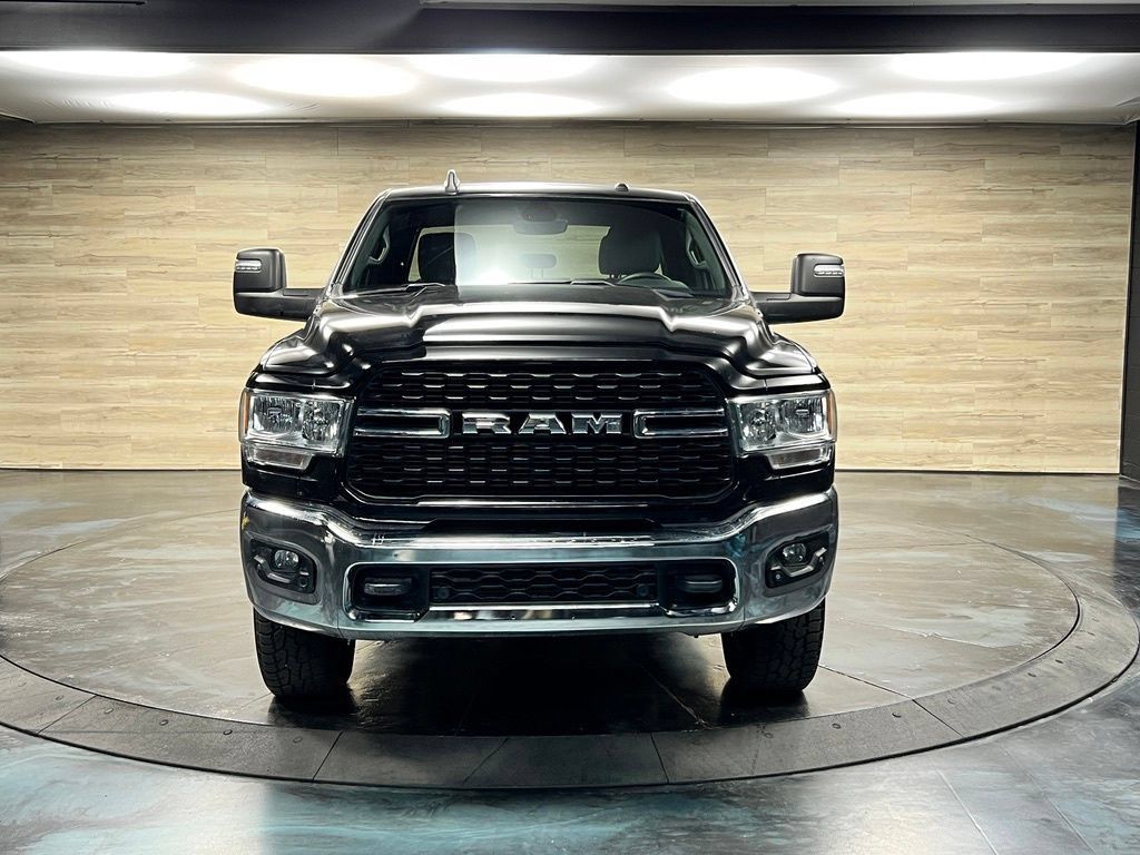 Used 2024 RAM 3500 Big Horn w/ Sport Appearance Package AWD/4WD image 9