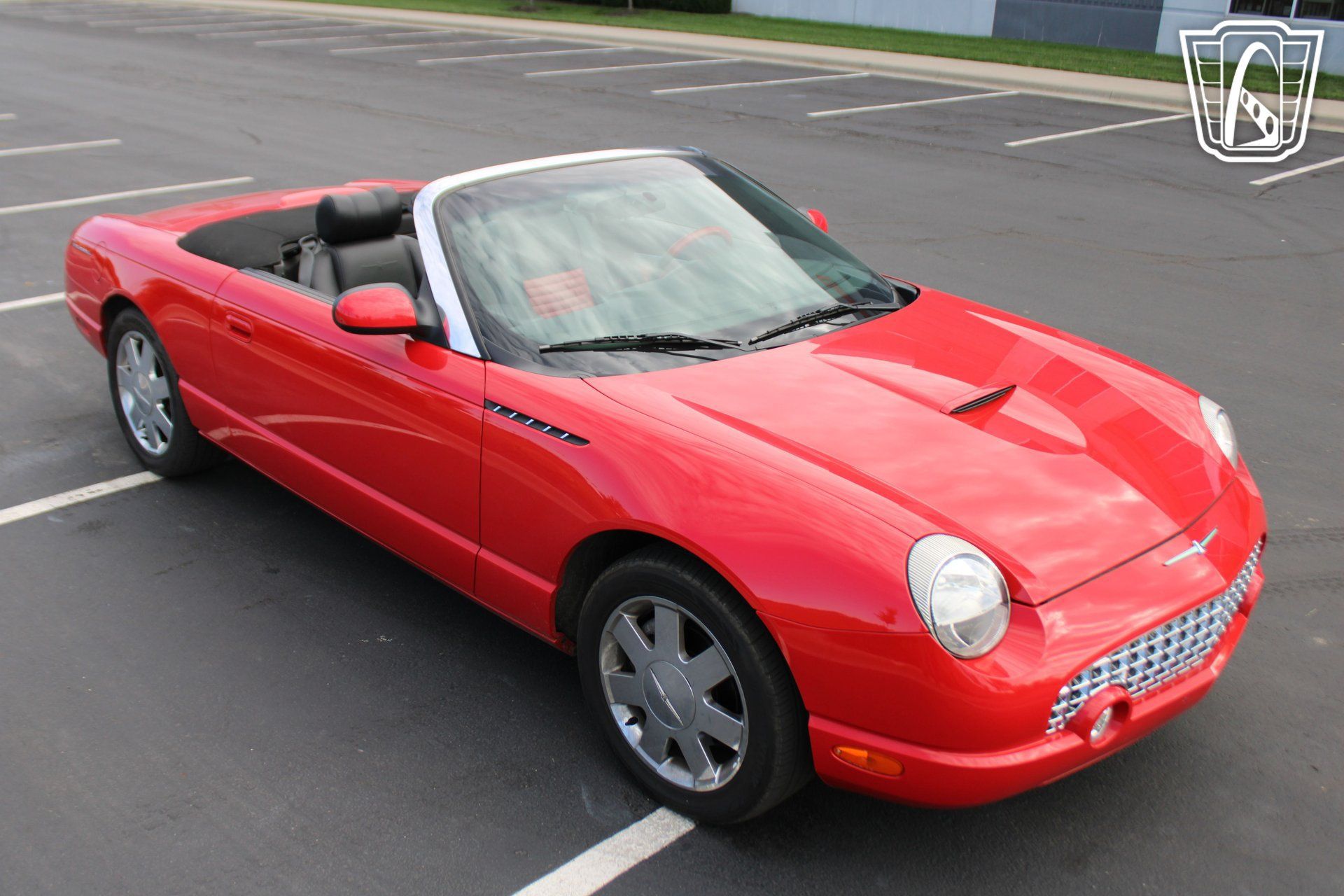 Used 2002 Ford Thunderbird RWD image 16