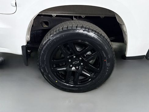 Used 2022 Chevrolet Silverado 1500 Custom w/ Rally Edition AWD/4WD image 31