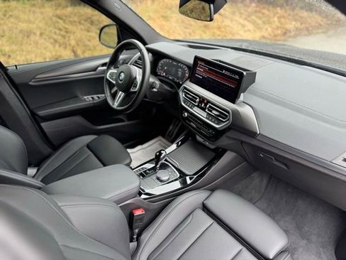 Used 2024 BMW X3 M40i w/ Premium Package image 19