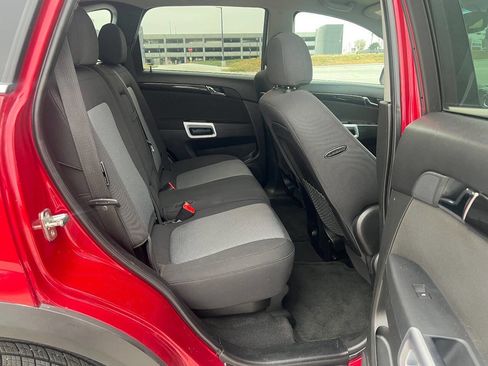 Used 2014 Chevrolet Captiva Sport LS image 15