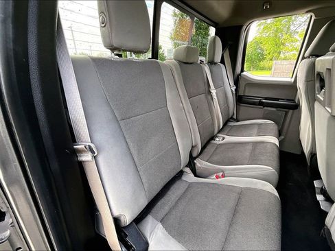 Used 2016 Ford F150 XL w/ Equipment Group 101A Mid AWD/4WD image 26