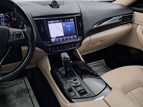Used 2021 Maserati Levante S image 14