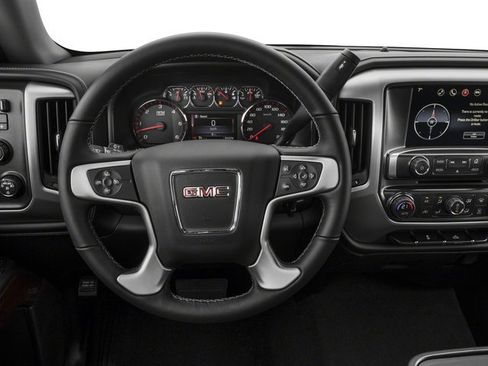Used 2018 GMC Sierra 1500 SLE w/ SLE Value Package AWD/4WD image 10