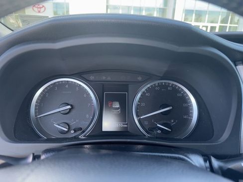 Used 2018 Toyota Highlander Limited image 7