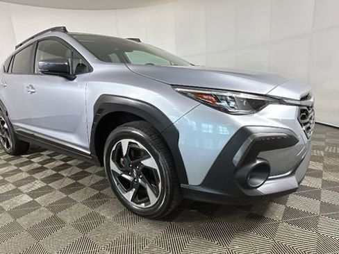 Used 2024 Subaru Crosstrek 2.5i Limited AWD/4WD image 2