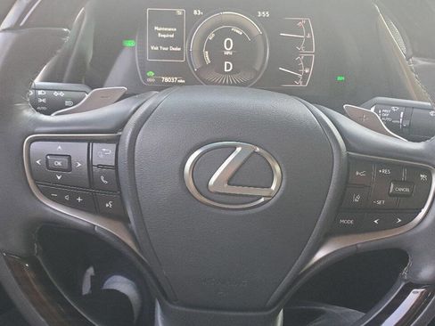 Used 2021 Lexus ES 300h w/ Premium Package image 5