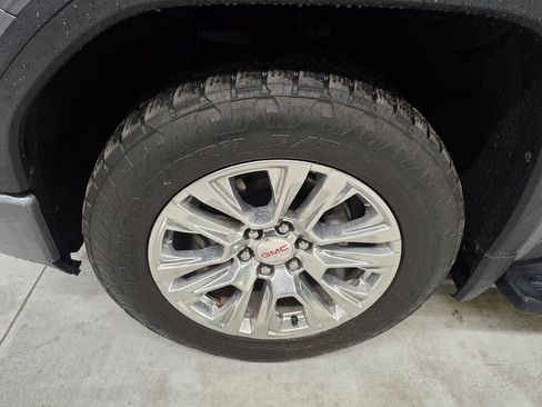 Used 2021 GMC Sierra 1500 Denali w/ Driver Alert Package II AWD/4WD image 12