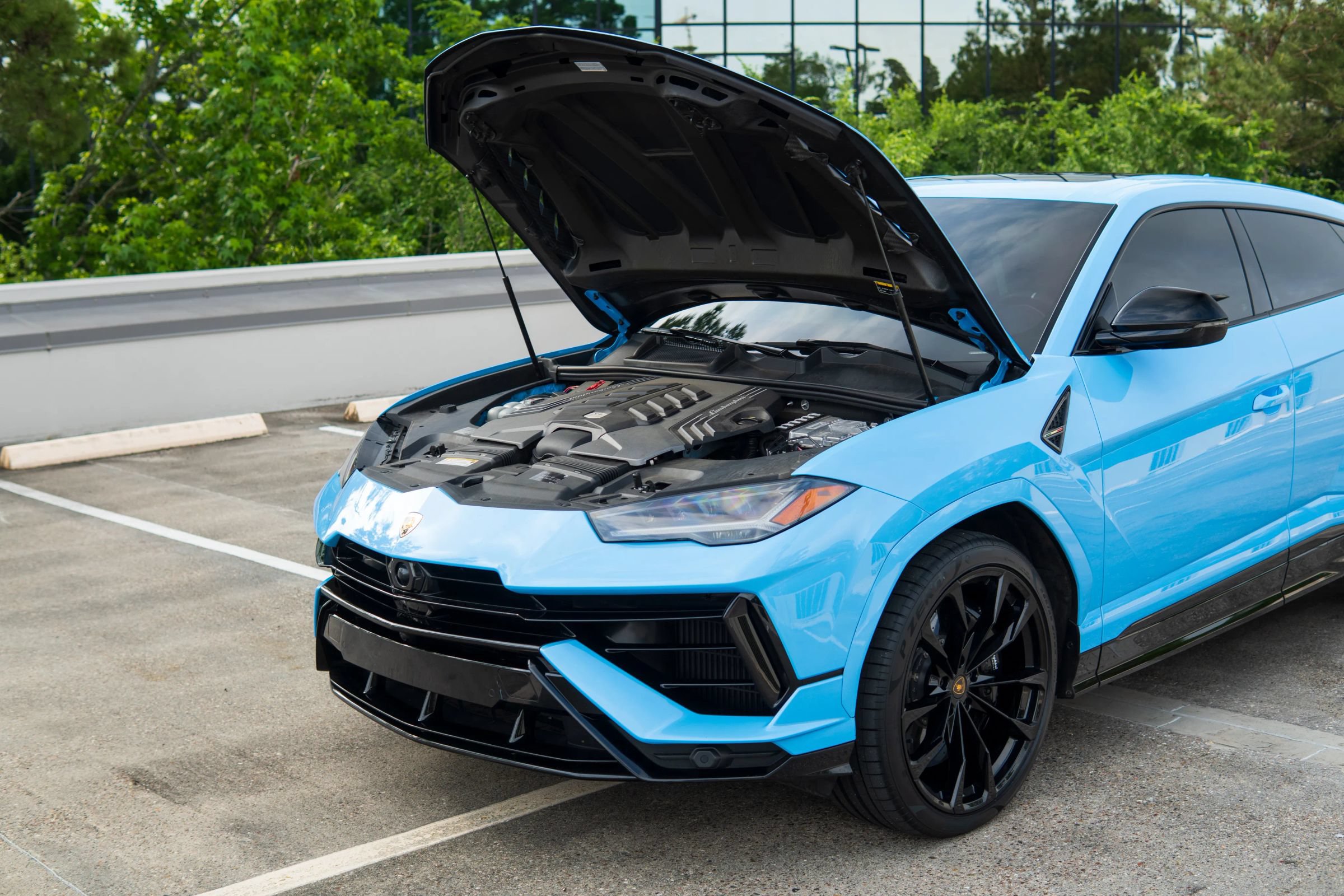 Used 2024 Lamborghini Urus S AWD/4WD image 16