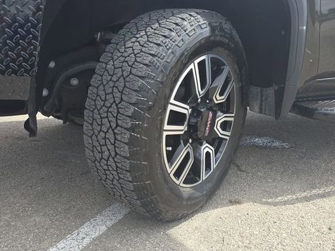 Used 2022 GMC Sierra 3500 AT4 image 32