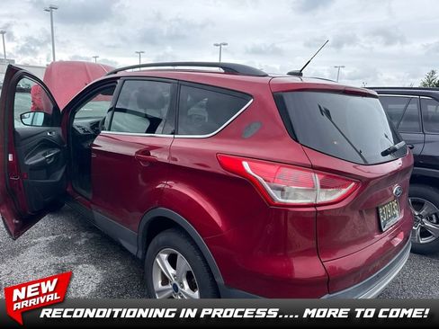 Used 2014 Ford Escape SE w/ Equipment Group 201A AWD/4WD image 1