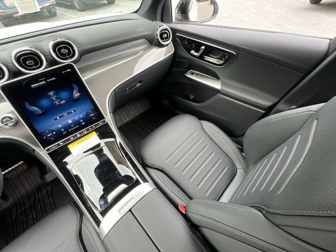 New 2026 Mercedes-Benz GLC 300 4MATIC image 14