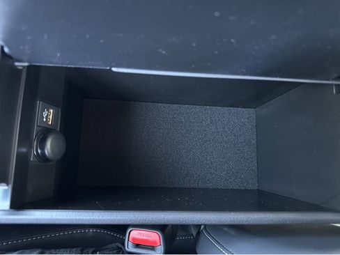 New 2026 Lexus UX 300h FWD image 32