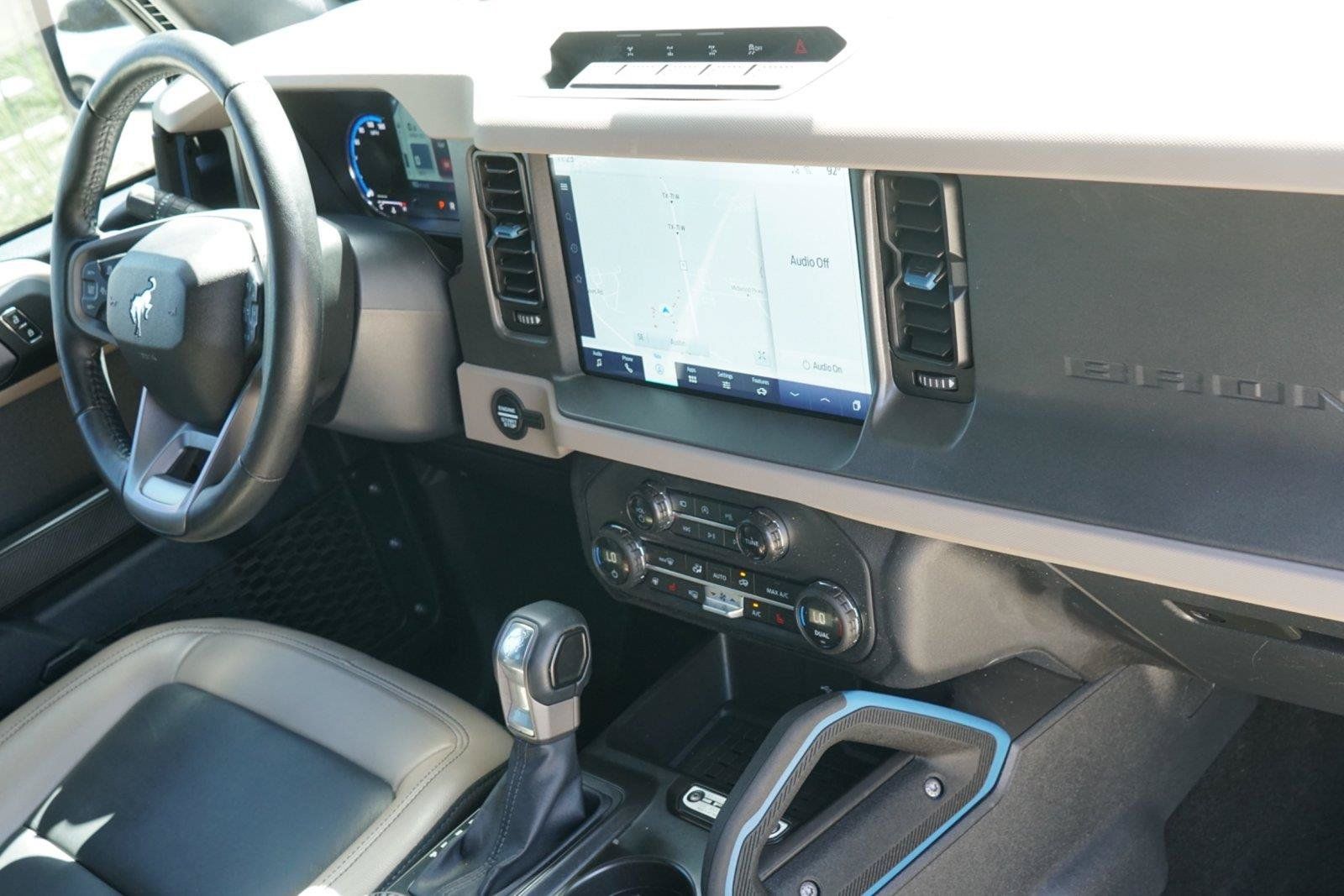 Used 2024 Ford Bronco Wildtrak AWD/4WD image 28