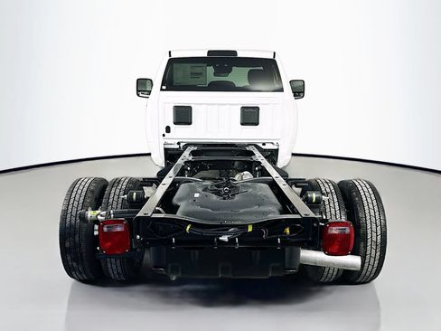 New 2026 RAM 3500 Tradesman w/ Chrome Appearance Group A RWD image 6