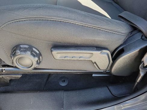 Used 2018 Jeep Wrangler Unlimited Sport S image 15