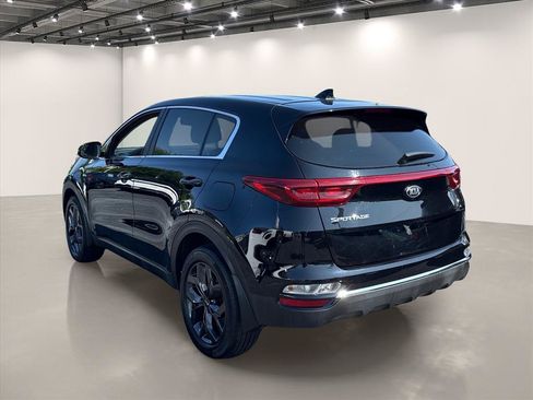 Certified 2022 Kia Sportage LX w/ LX AWD Value Edition Package image 6