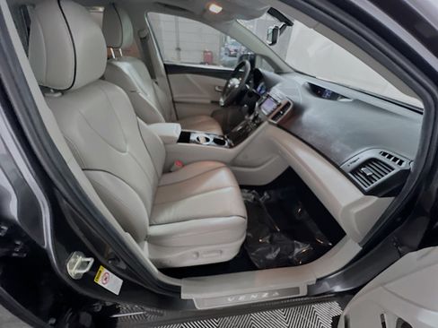 Used 2014 Toyota Venza XLE w/ XLE Premium Package FWD image 31