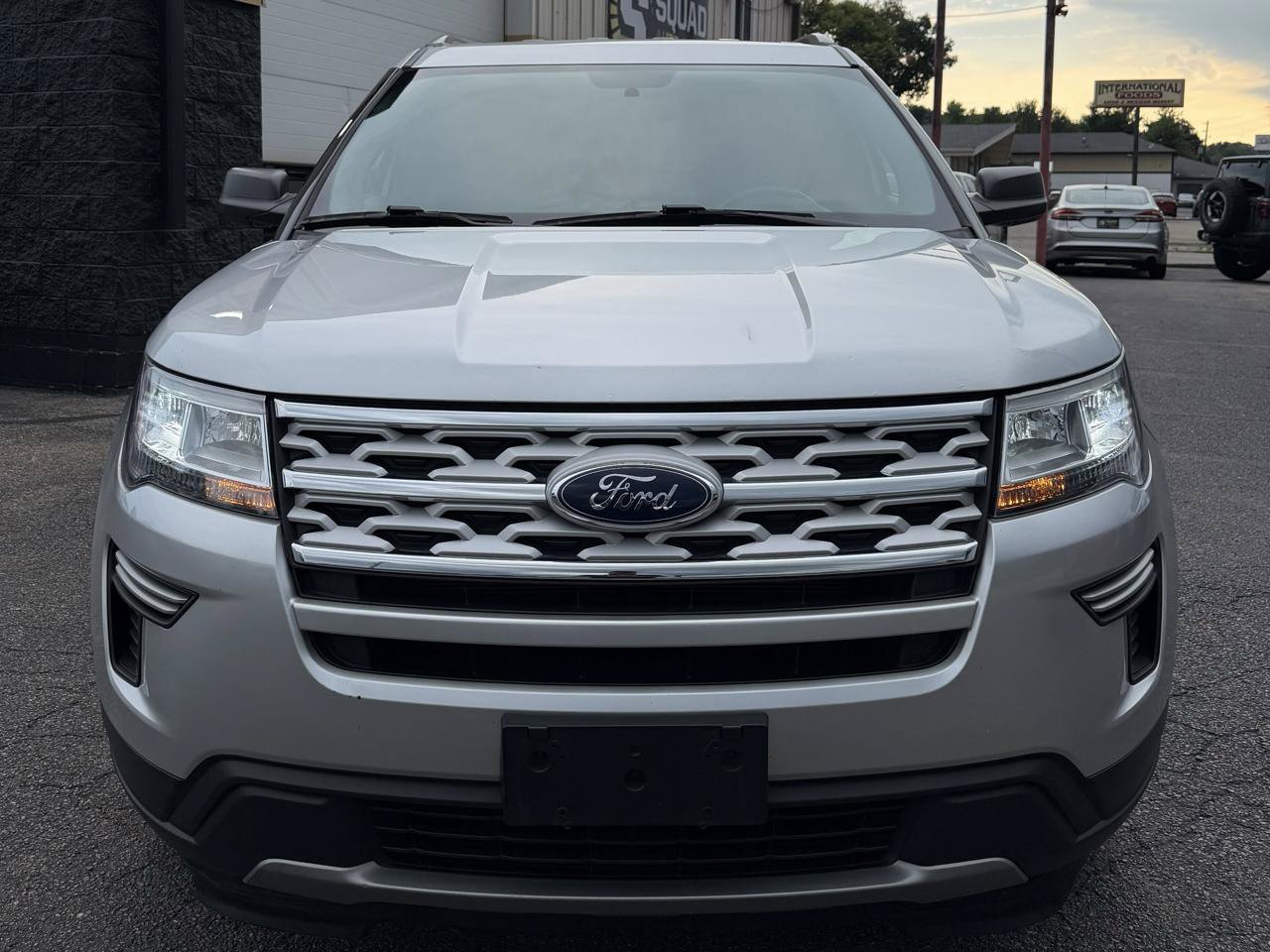 Used 2019 Ford Explorer XLT AWD/4WD image 8