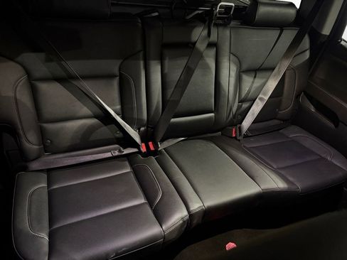 Used 2018 Chevrolet Silverado 3500 LTZ AWD/4WD image 19