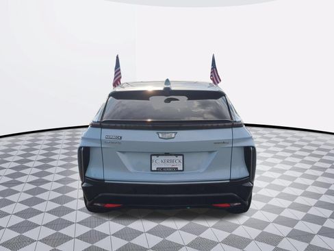 Certified 2024 Cadillac Lyriq Luxury AWD/4WD image 6